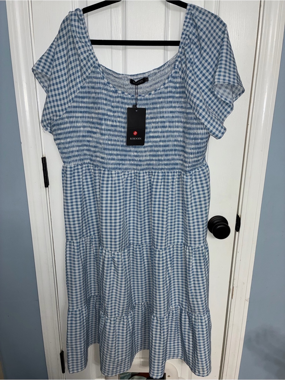 Kojooin Blue and White Gingham Smocked Tiered Dress. 3XL New